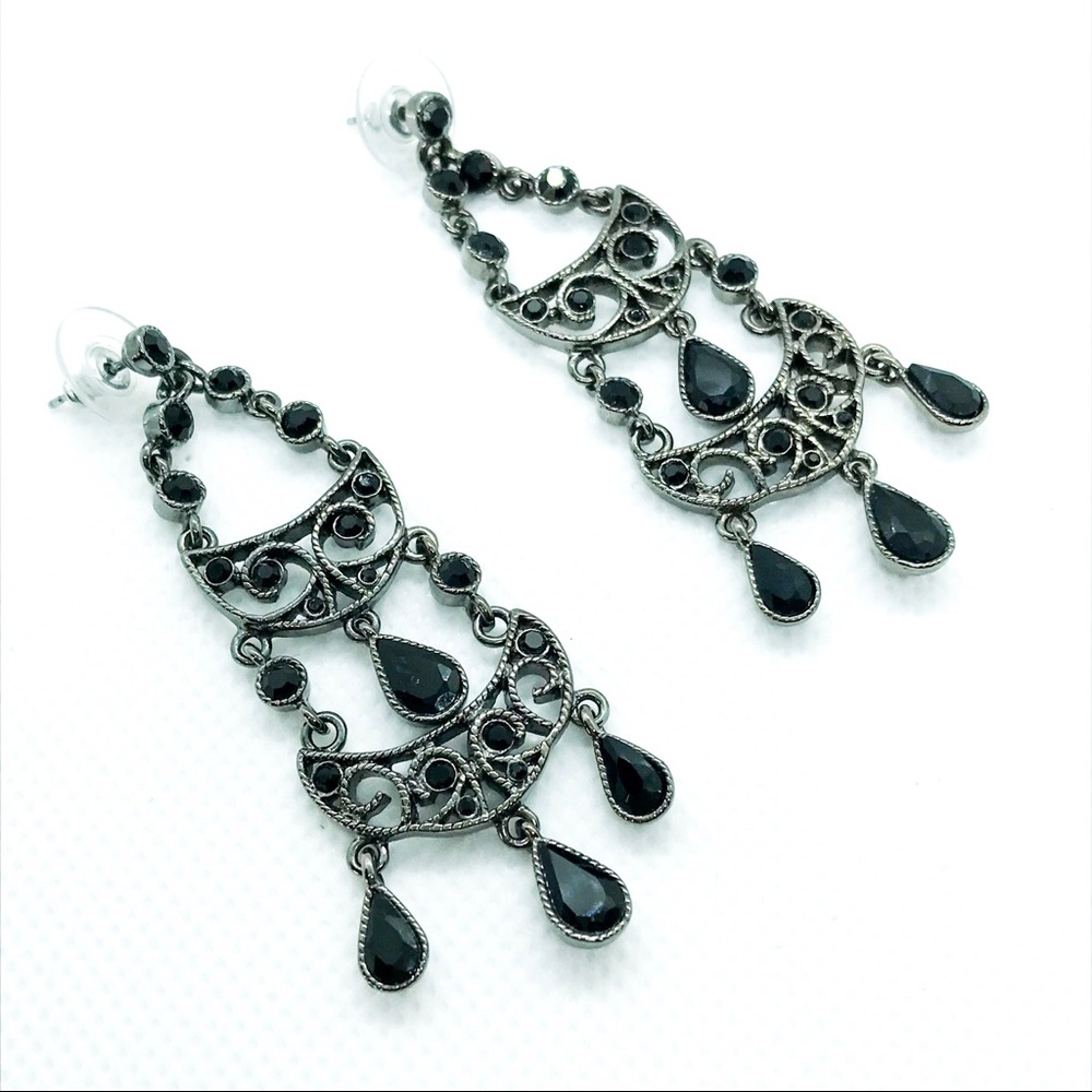 Amazing chandelier earrings